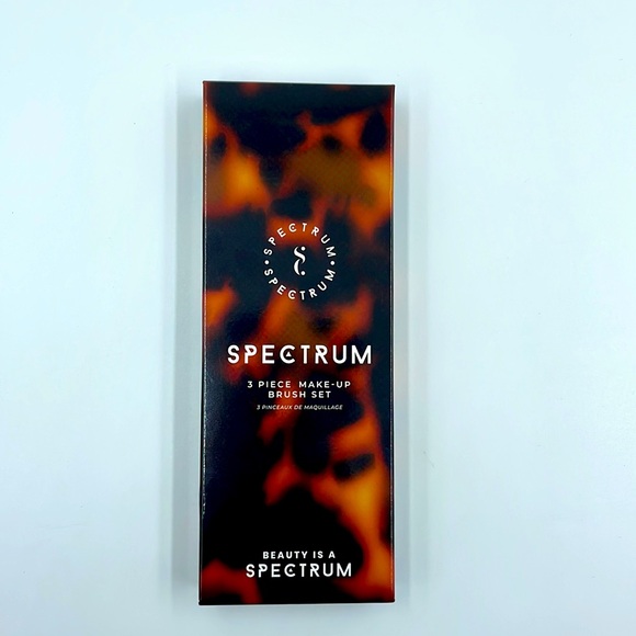 Spectrum Collections 3 Piece Eye and Face Makeup Brush Set (NWT) - Picture 2 of 3